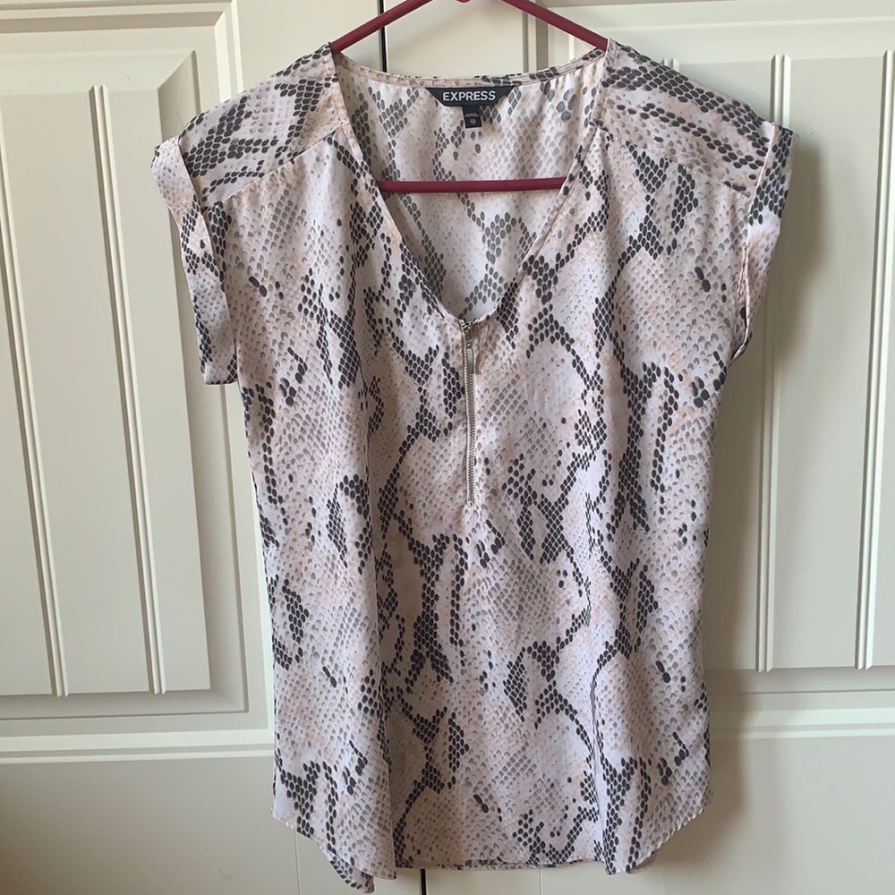 Express zipper top